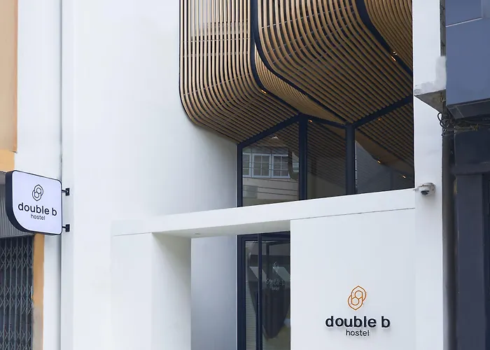 Double B ホステル